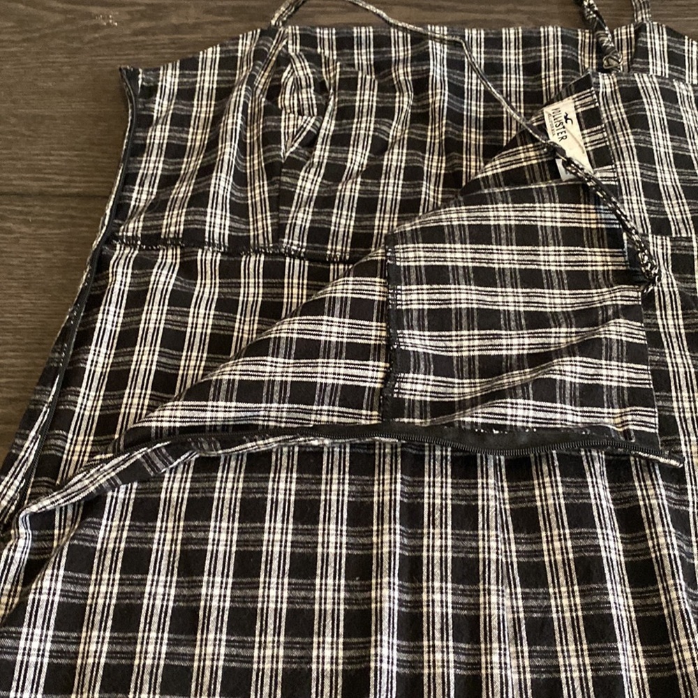 Hollister Black and White Plaid Midi Dress - Picture 12 of 14